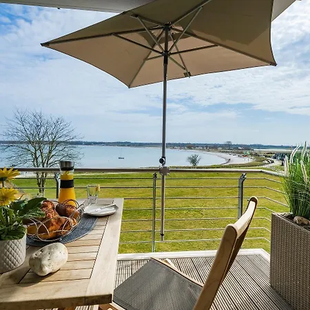 Meeresblick-schoene-aussicht-haus-2-we-22